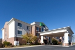 Holiday Inn Express & Suites Lancaster-Lititz