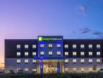 Holiday Inn Express And Suites Watertown, an IHG Hotel