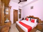 OYO 14029 Hotel Yogesh