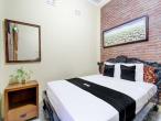 Capital O 93716 Family Guesthouse Syariah