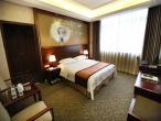 Donghua Hotel Bazhong