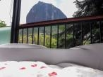 Lakeview Cabin with Jacuzzi in Guatape