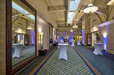 Crowne Plaza Indianapolis - Downtown Union Station, an IHG Hotel