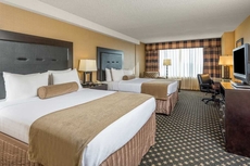 Crowne Plaza Indianapolis - Airport, an IHG Hotel