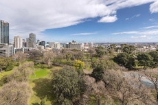 Radisson Hotel on Flagstaff Gardens Melbourne