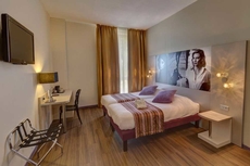 Hotel Arles Plaza