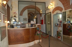 Hotel Leonardo