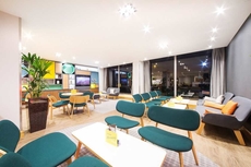 Holiday Inn London-Gatwick Airport, an IHG Hotel