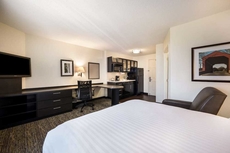 Sonesta Simply Suites Boston Braintree