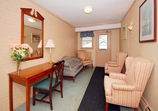 Econo Lodge Inn & Suites, Northborough (MA)