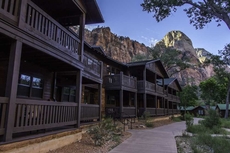 Zion Lodge - Inside The Park