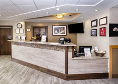 Gray Wolf Inn & Suites