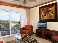 Occidental Tamarindo