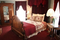 Isaiah Jones Homestead Bed & Breakfast