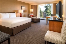 DoubleTree by Hilton Seattle Airport