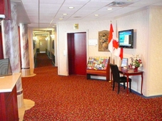 Coast Abbotsford Hotel & Suites