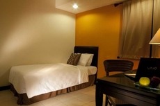 Grand Tropic Suites Hotel