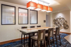 DoubleTree Suites by Hilton Minneapolis Downtown