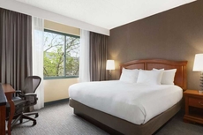 DoubleTree by Hilton Hotel Detroit - Novi