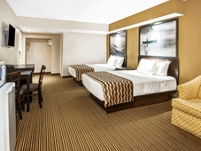 Super 8 by WyndhamHuntsville