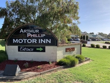 Arthur Phillip Motor Inn