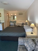 Arthur Phillip Motor Inn