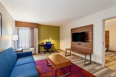 Holiday Inn Express Tampa-Brandon, an IHG Hotel