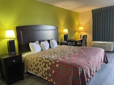 Econo Lodge Inn & Suites Sweetwater I-20