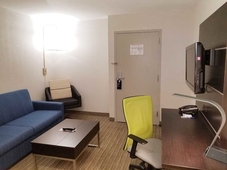 Holiday Inn Express & Suites Miami - Hialeah, an IHG Hotel