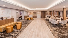 SureStay Plus Hotel by Best Western Chicago Lombard