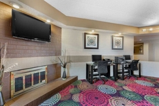 Holiday Inn Express Chicago-Downers Grove, an IHG Hotel