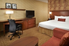 Courtyard by Marriott Chicago Naperville