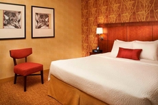 Courtyard by Marriott Chicago Naperville