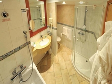 BEST WESTERN Swindon Blunsdon House Hotel, BW Premier Collection