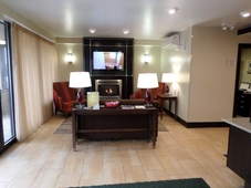 Bangor Suites Airport Hotel