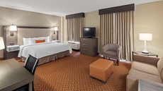 BEST WESTERN Plus Kendall Hotel & Suites