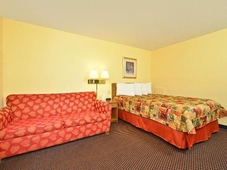 Burnsville Inn & Suites