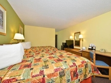 Burnsville Inn & Suites