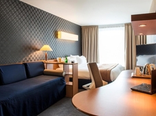 BEST WESTERN Plus Paris Val de Bievre