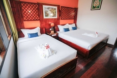 E-Outfitting Vang Thong Hotel