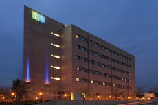 Holiday Inn Express Barcelona - Sant Cugat, an IHG Hotel