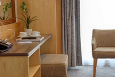 Best Western Chiswick Palace & Suites