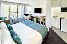 Coogee Sands Hotel and Apartments