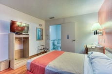 Motel 6 Tigard, OR - Portland South - Lake Oswego