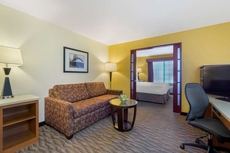 BEST WESTERN Plus Park Place Inn & Suites