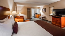 BEST WESTERN Plus Twin View Inn & Suites