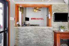 OYO Hotel Castle Rock CO Downtown