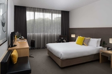 Atura Dandenong Hotel