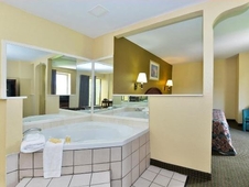 Americas Best Value Inn & Suites - Independence / Cleveland