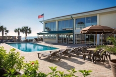 The Oceanfront Litchfield Inn